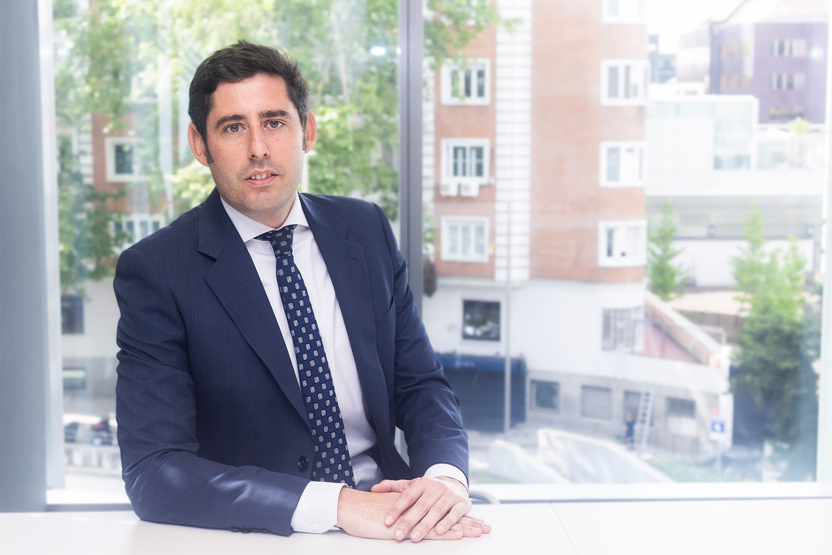 Miguel Gavina Halfbody 1620 X 1080