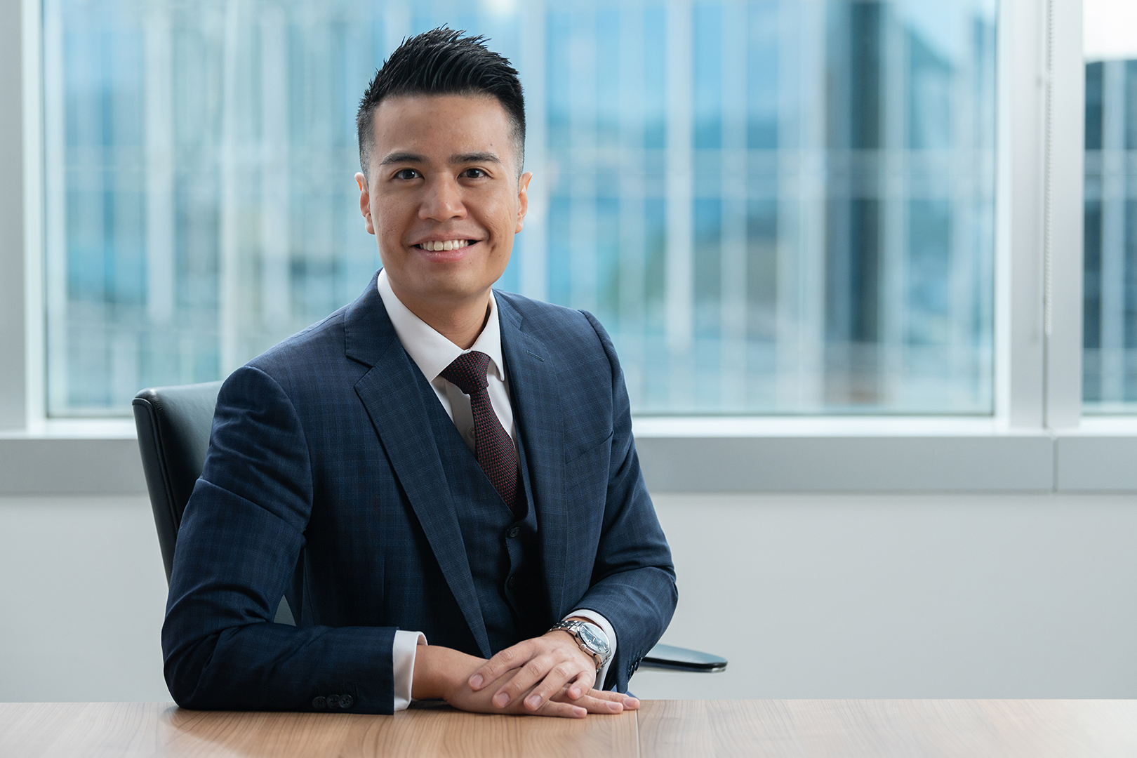 Eric Wong Half Body Large_1620X1080