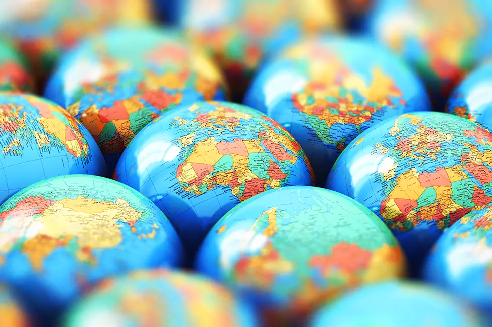 Globes Globes
