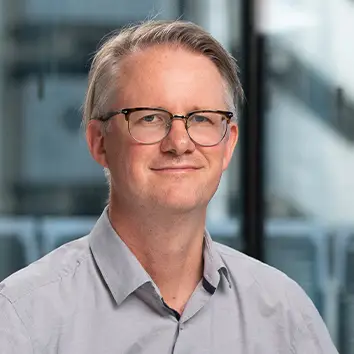 Karim Derrick Square Alt Karim Derrick Square Alt