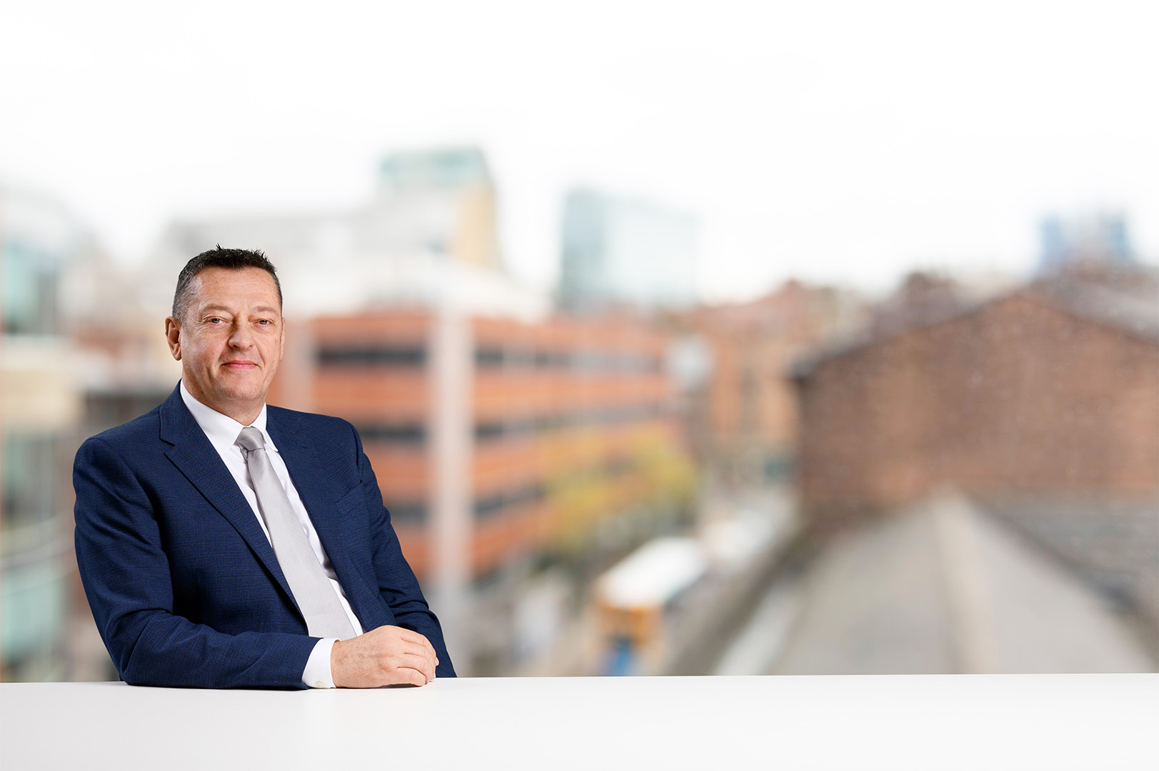 John Collins Halfbody 1620 X 1080