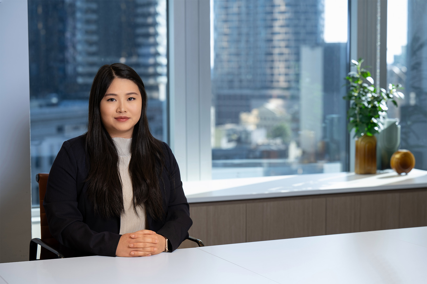 Amy Diu Halfbody 1620 X 1080