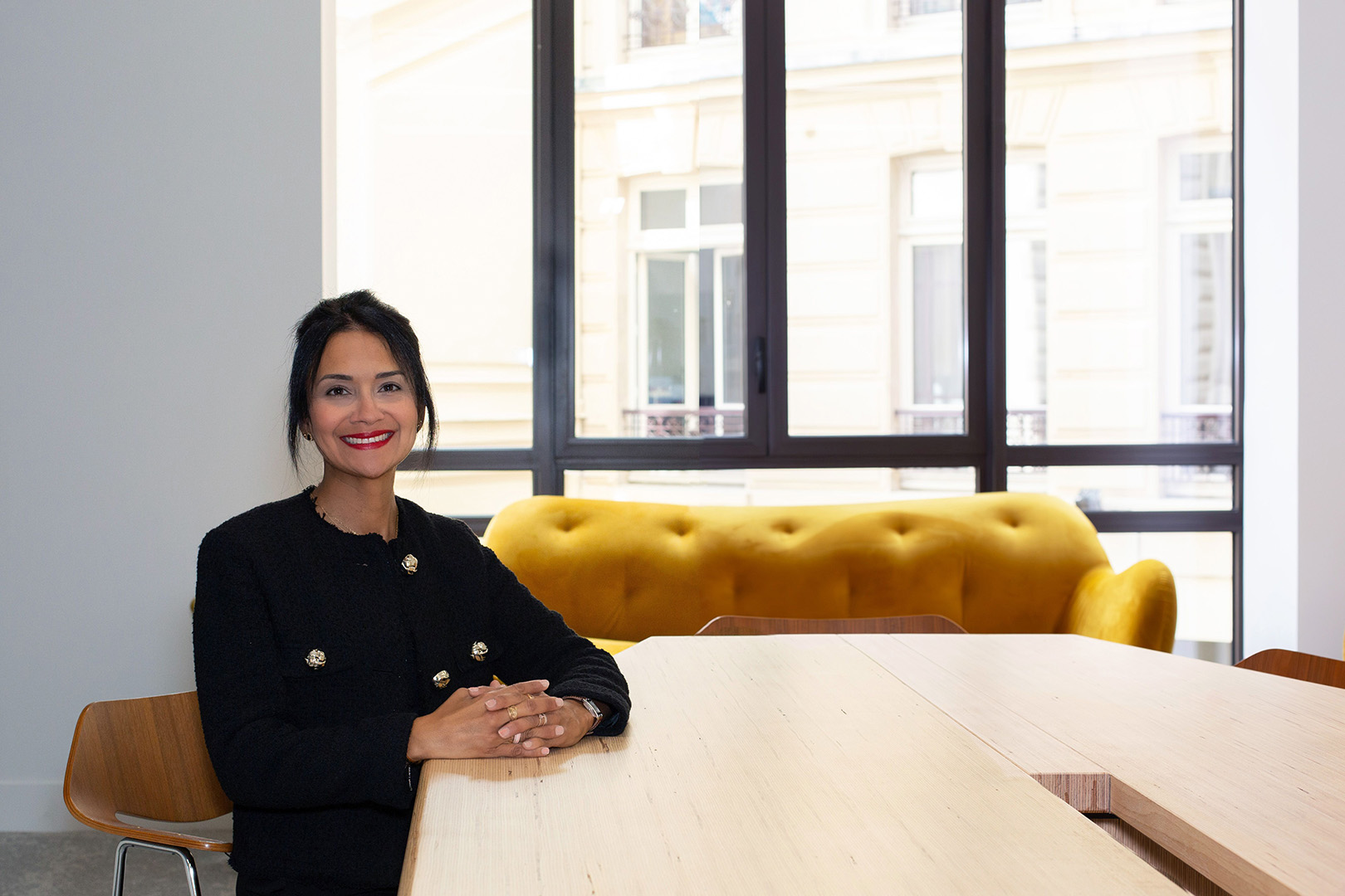 Safine Hadri Half Body Large 1620X1080