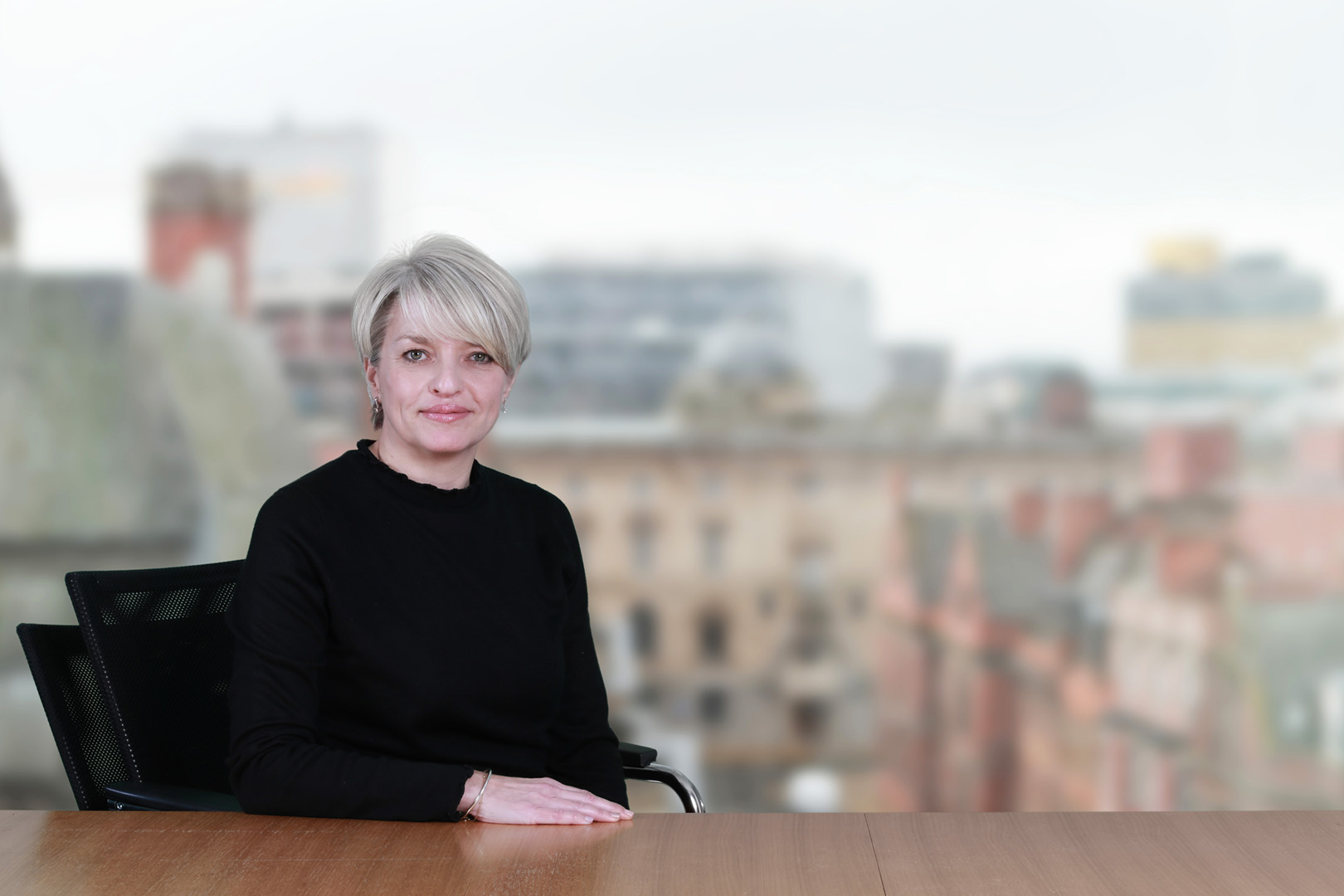 Kathryn Hume Half Body Large_1620X1080