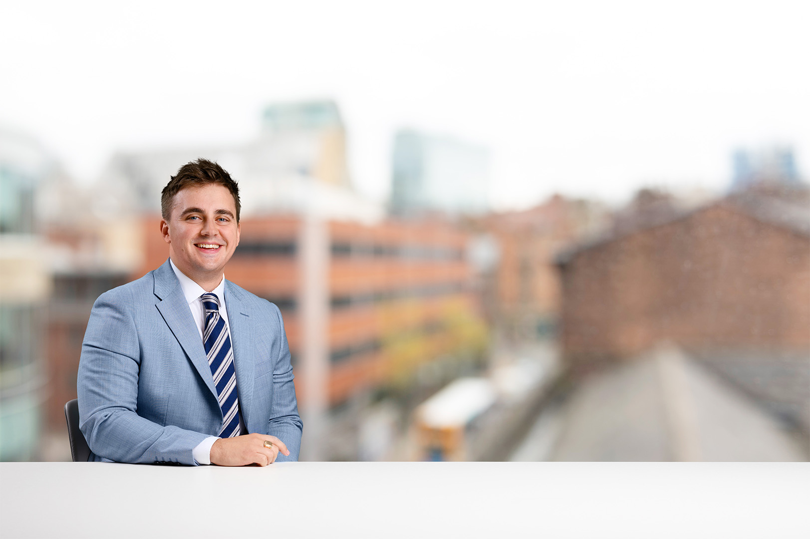 Alex Korotchenko Halfbody 1620 X 1080