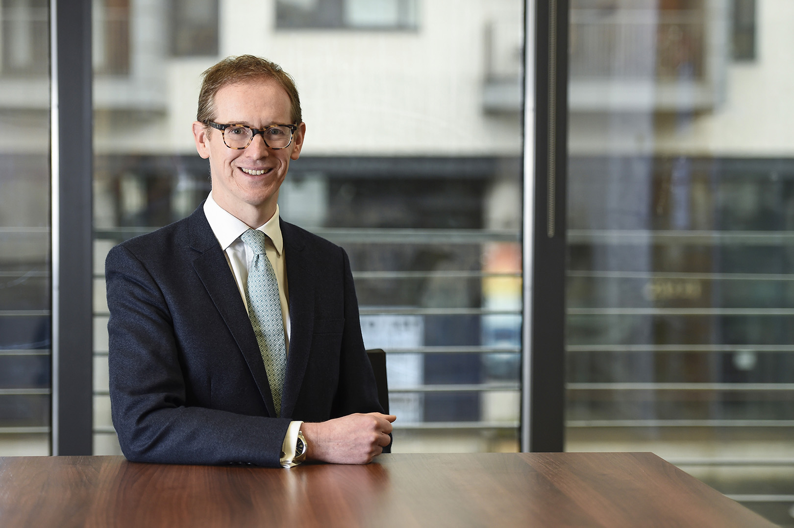 Gavin Henderson Half Body Large_1620X1080