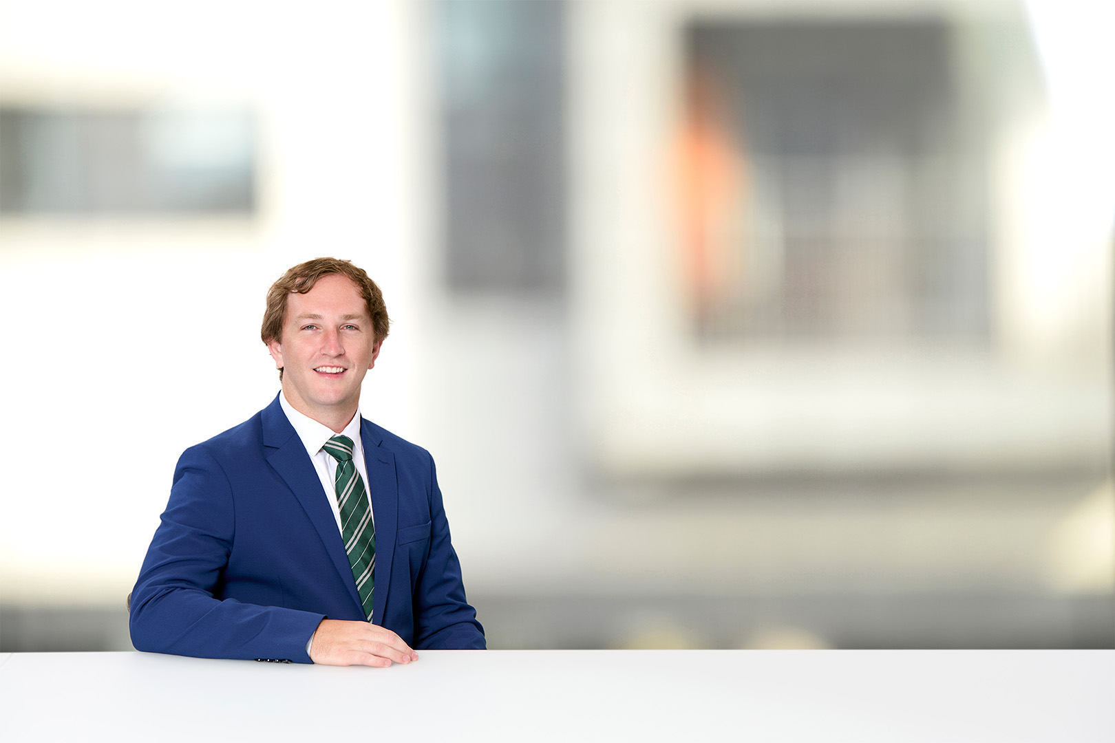 James English Halfbody 1620 X 1080