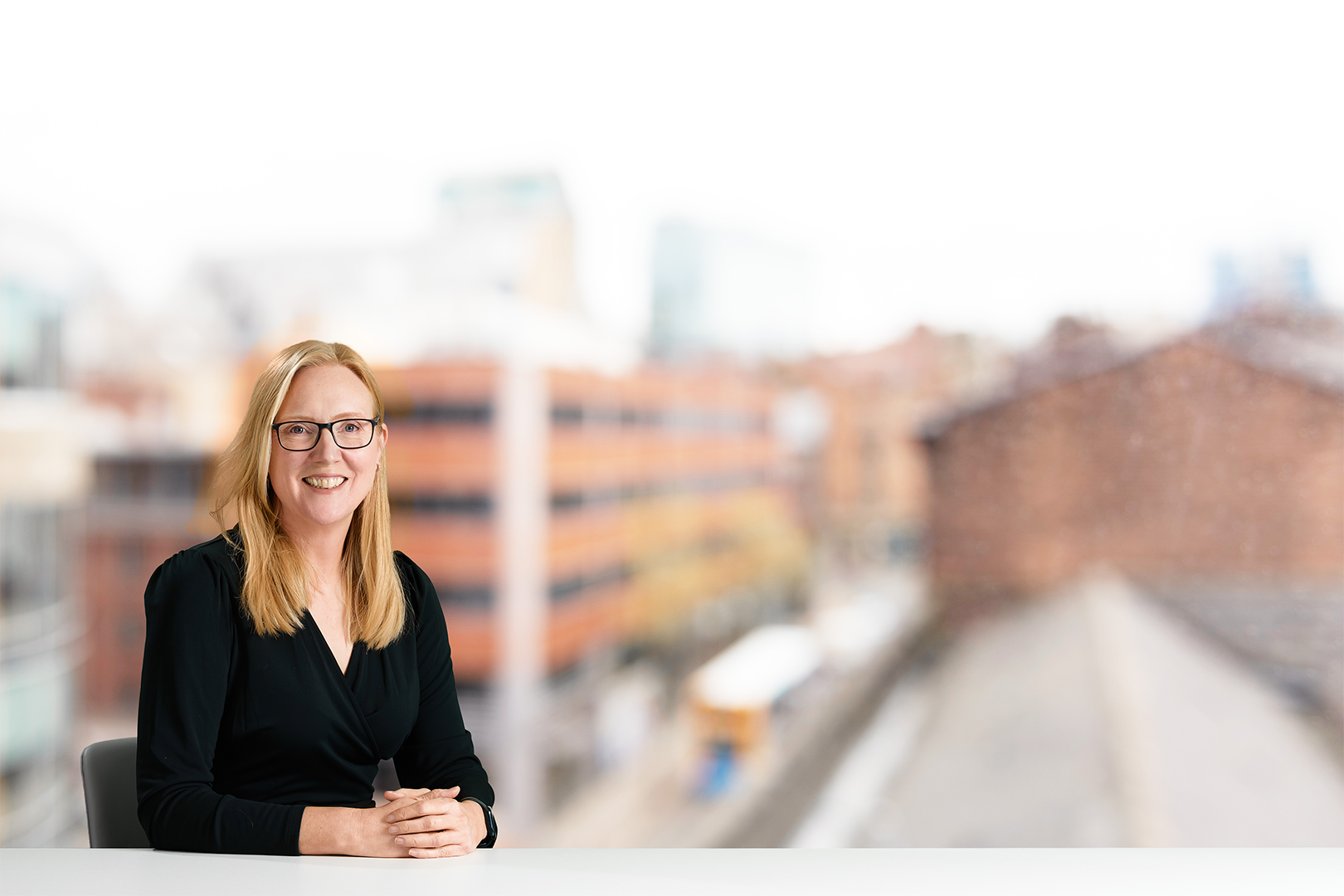 Emma Blackstone Halfbody 1620 X 1080