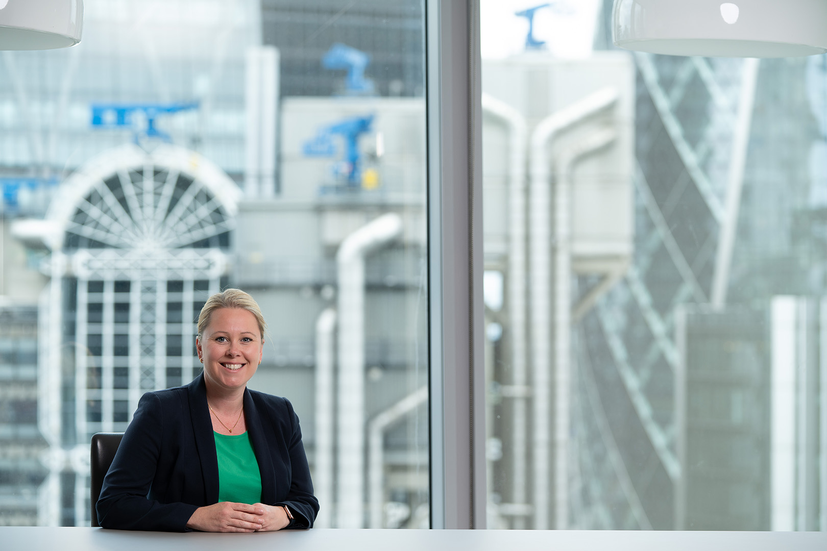 Kate Hursthouse Half Body Large 1620X1080