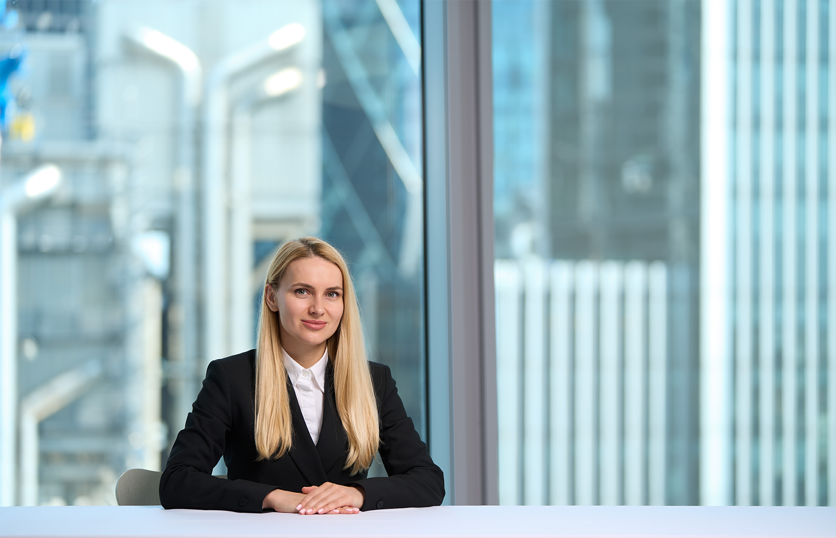 Natalia Hniezdilova Halfbody 1620 X 1080