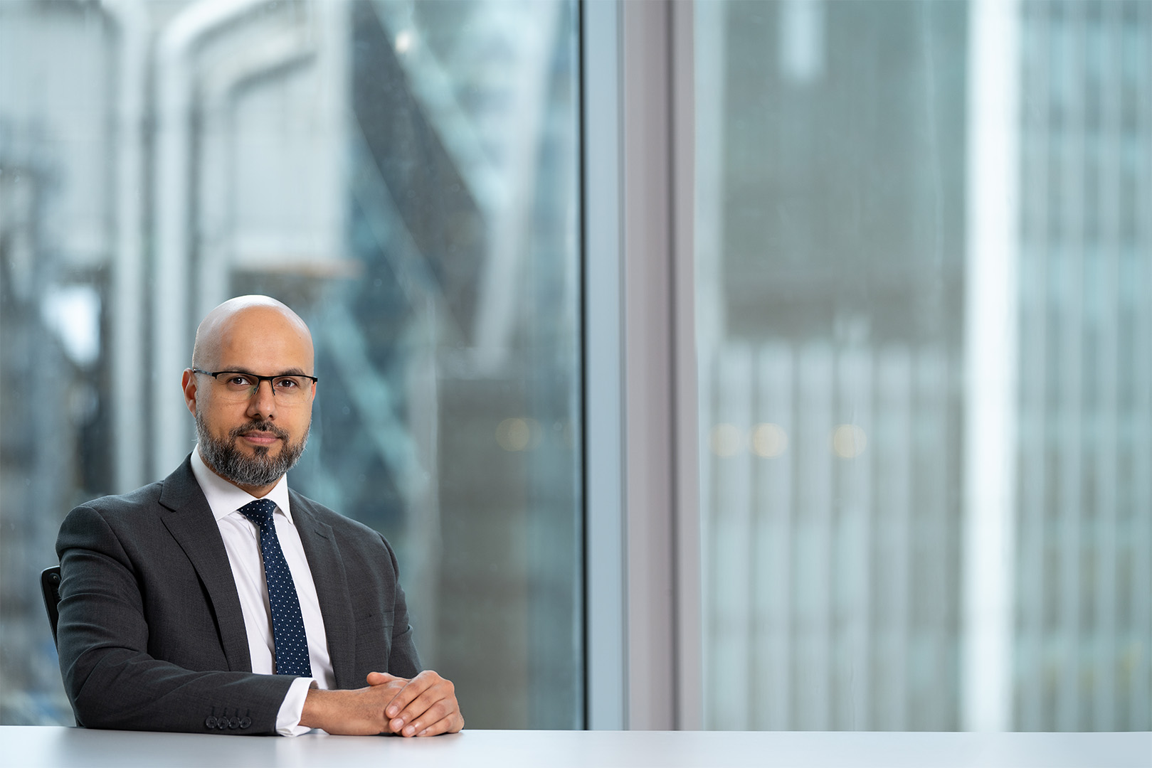 Iskander Fernandez Halfbody 1620 X 1080