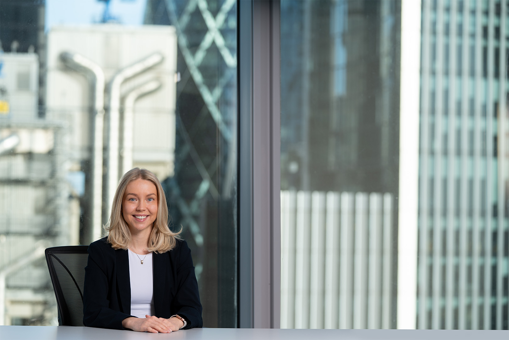 Laura Valpas Halfbody 1620 X 1080