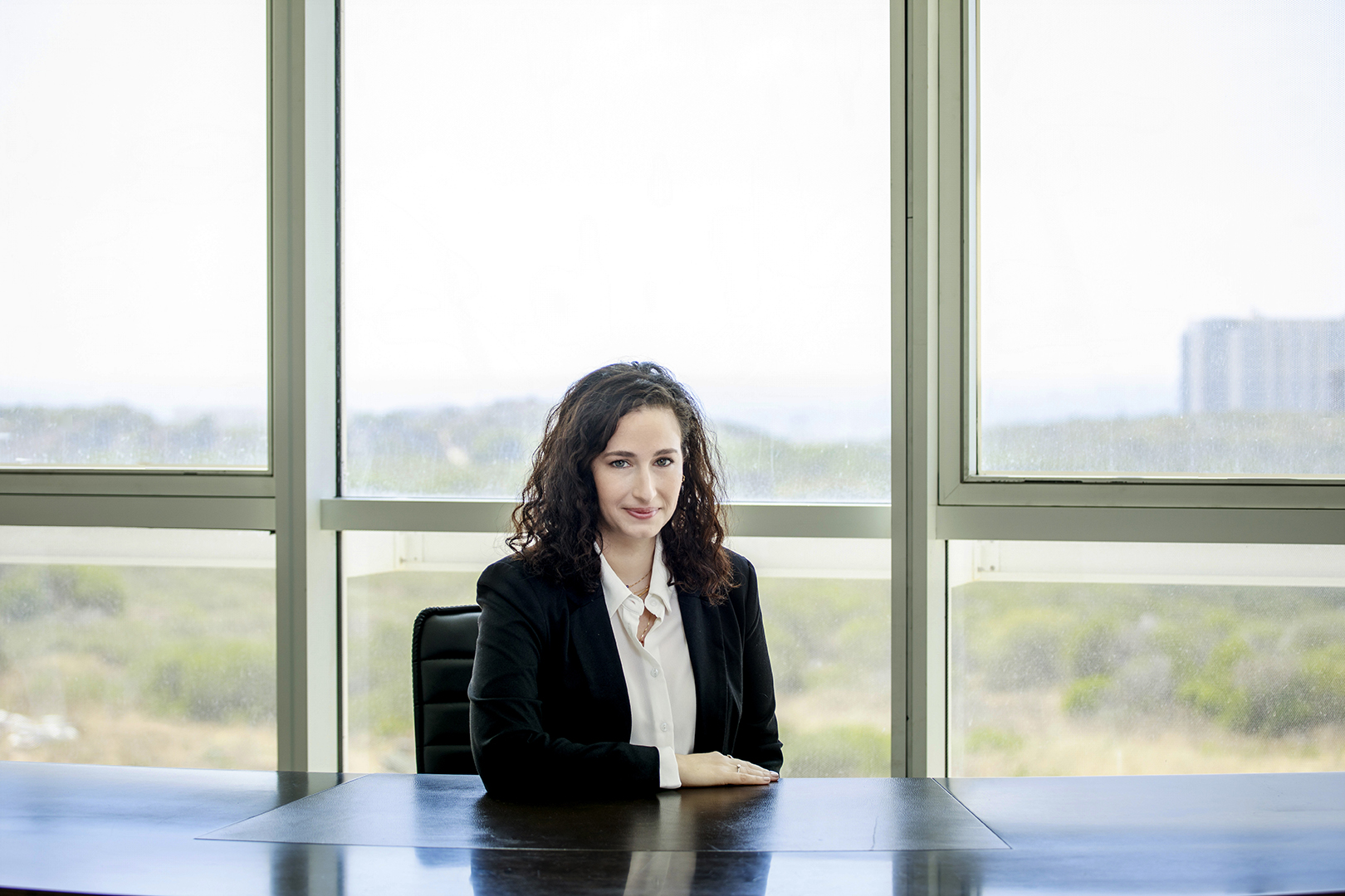 Esti Halachmi Half Body Large 1620X1080