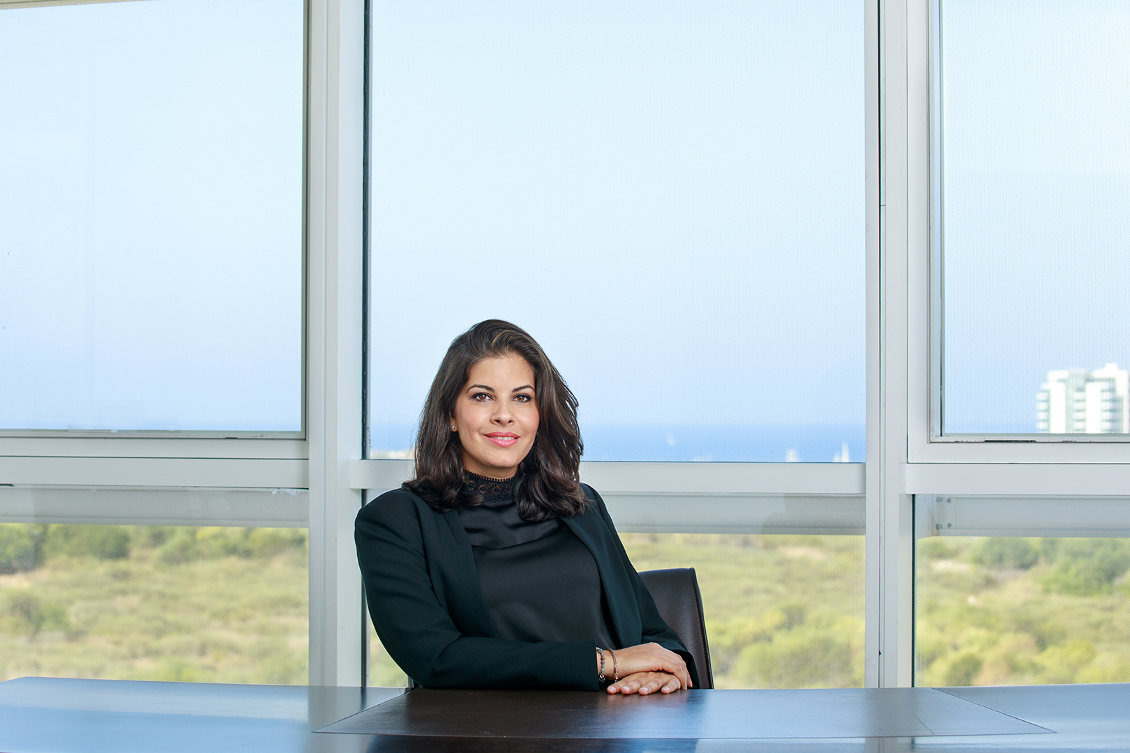 Arava Kor Kessler Half Body Large_1620X1080