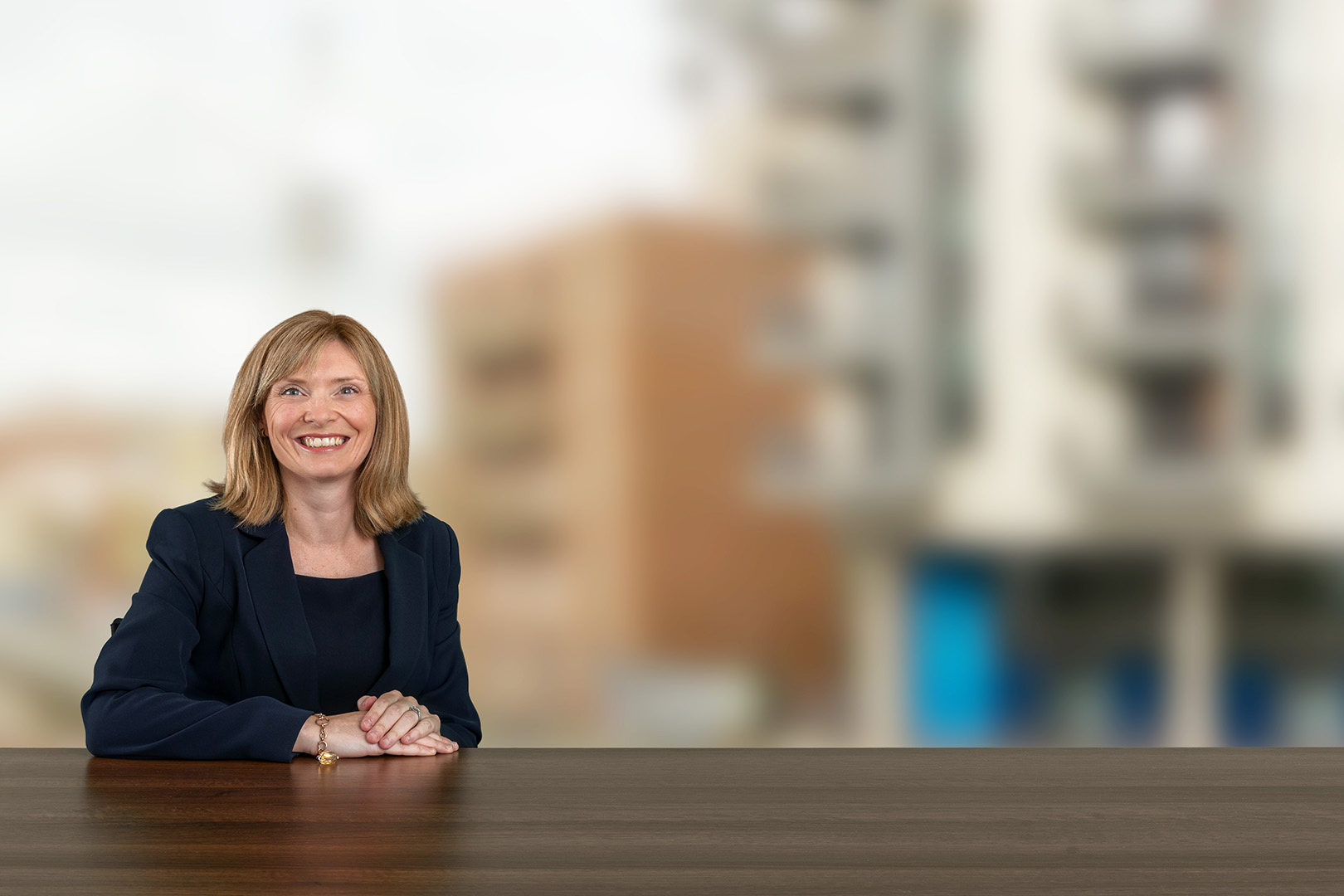 Louise Houliston Half Body Large 1620X1080 (1)