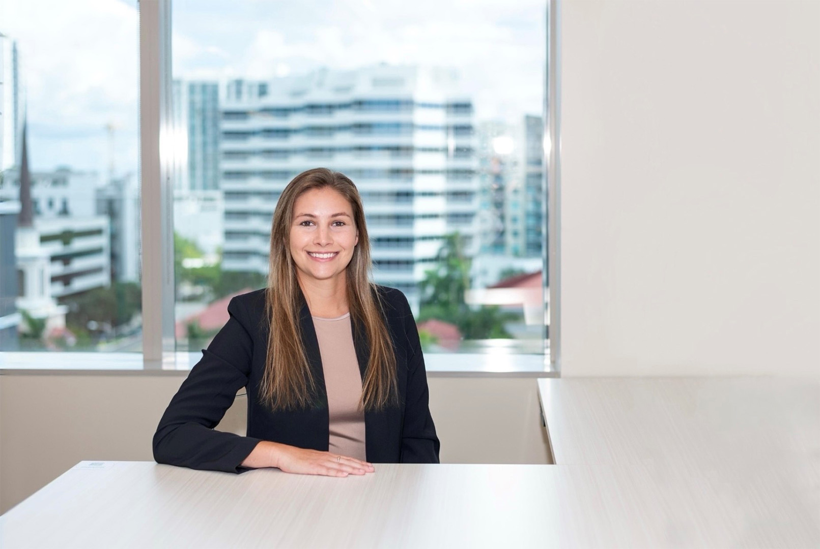 Sara Ruiz Halfbody 1620X1080