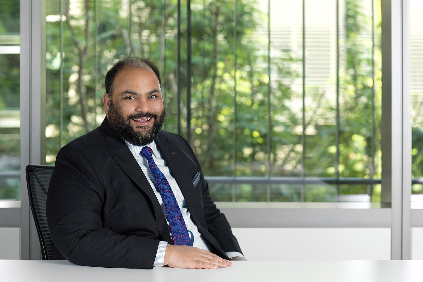 Rishi Sengupta Halfbody 1620 X 1080