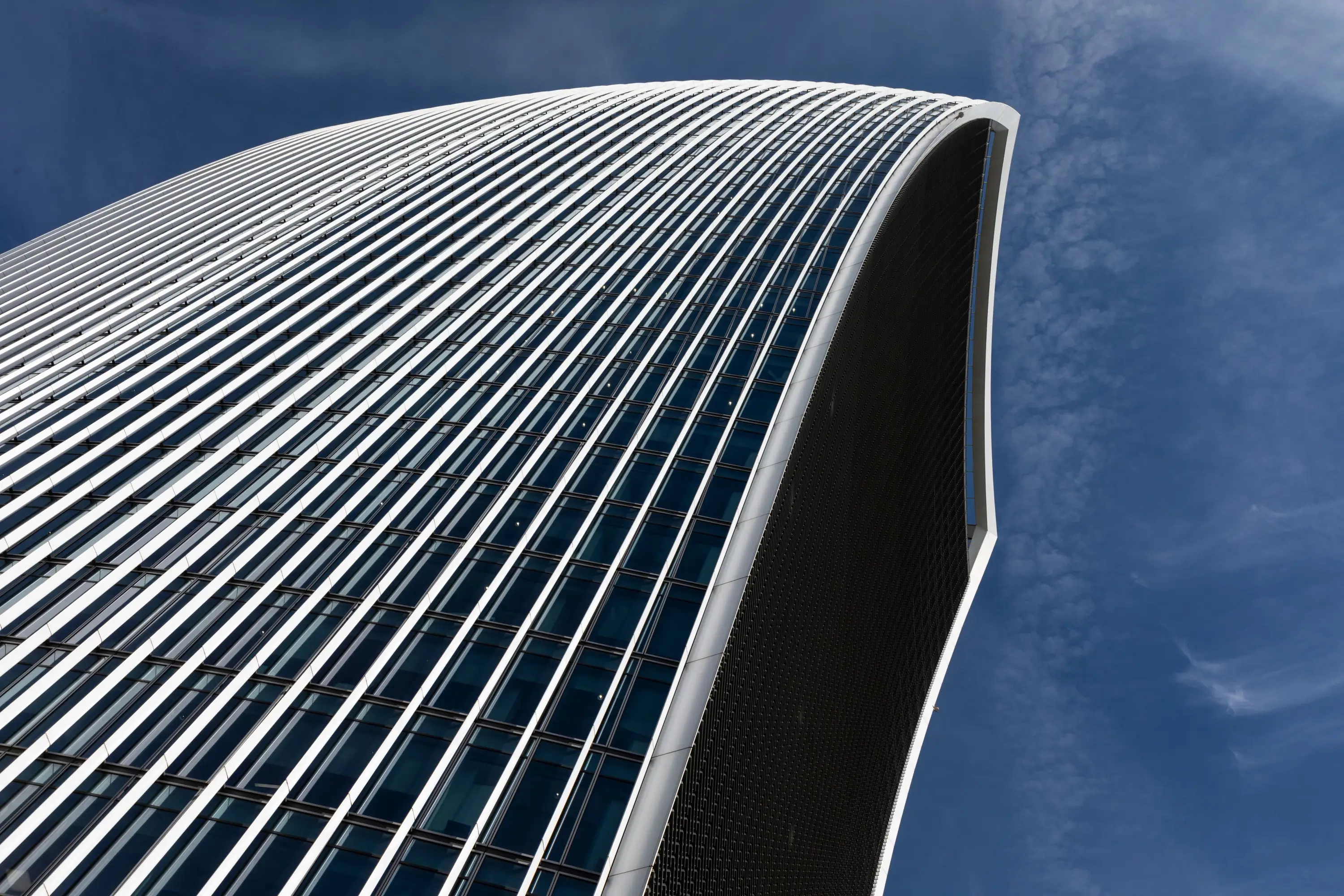 Uk_London_Walkie Talkie_Top_1