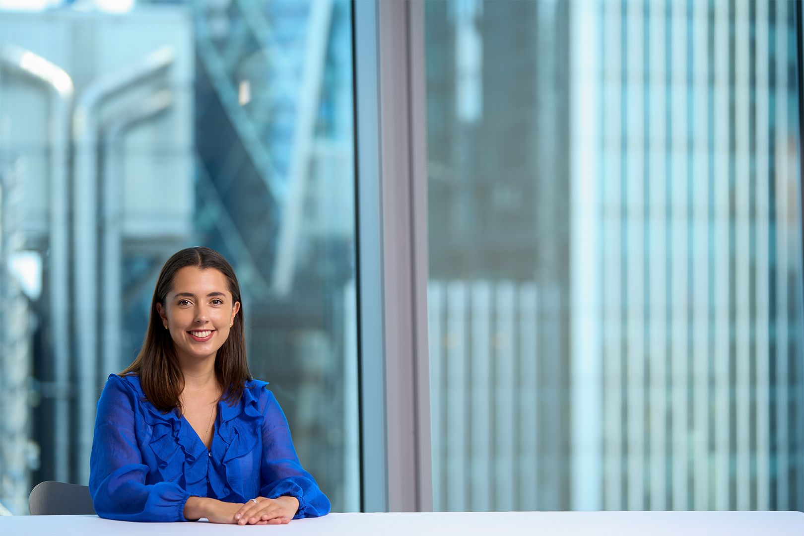 Amy Webster Halfbody 1620 X 1080