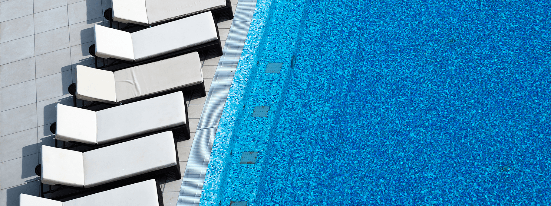 2 Sectors_Traveltourism