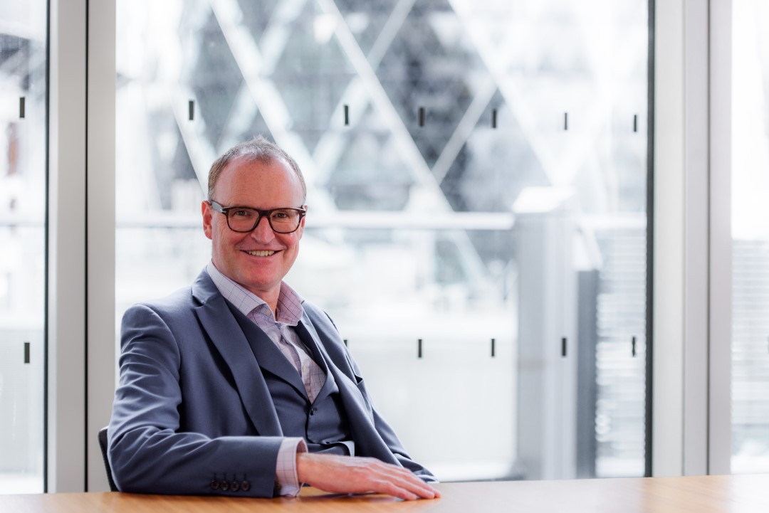 Paul Carter Half Body Large 1080