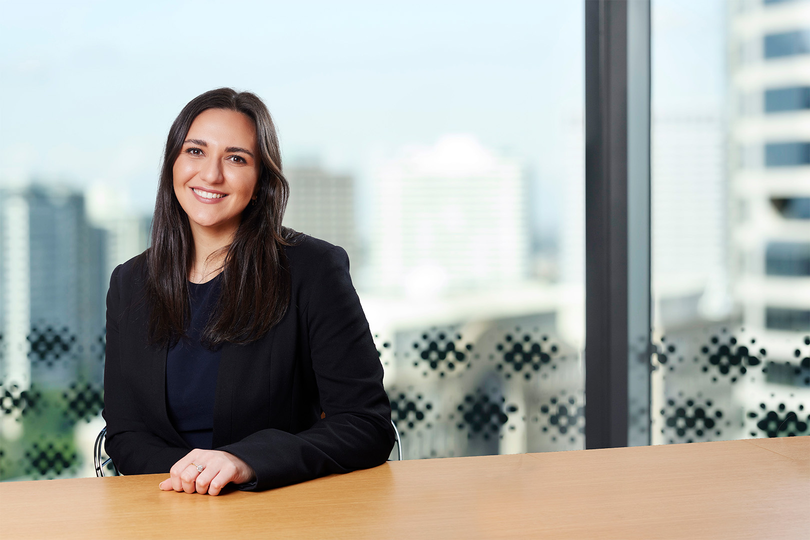 Francine Londy Halfbody 1620X1080