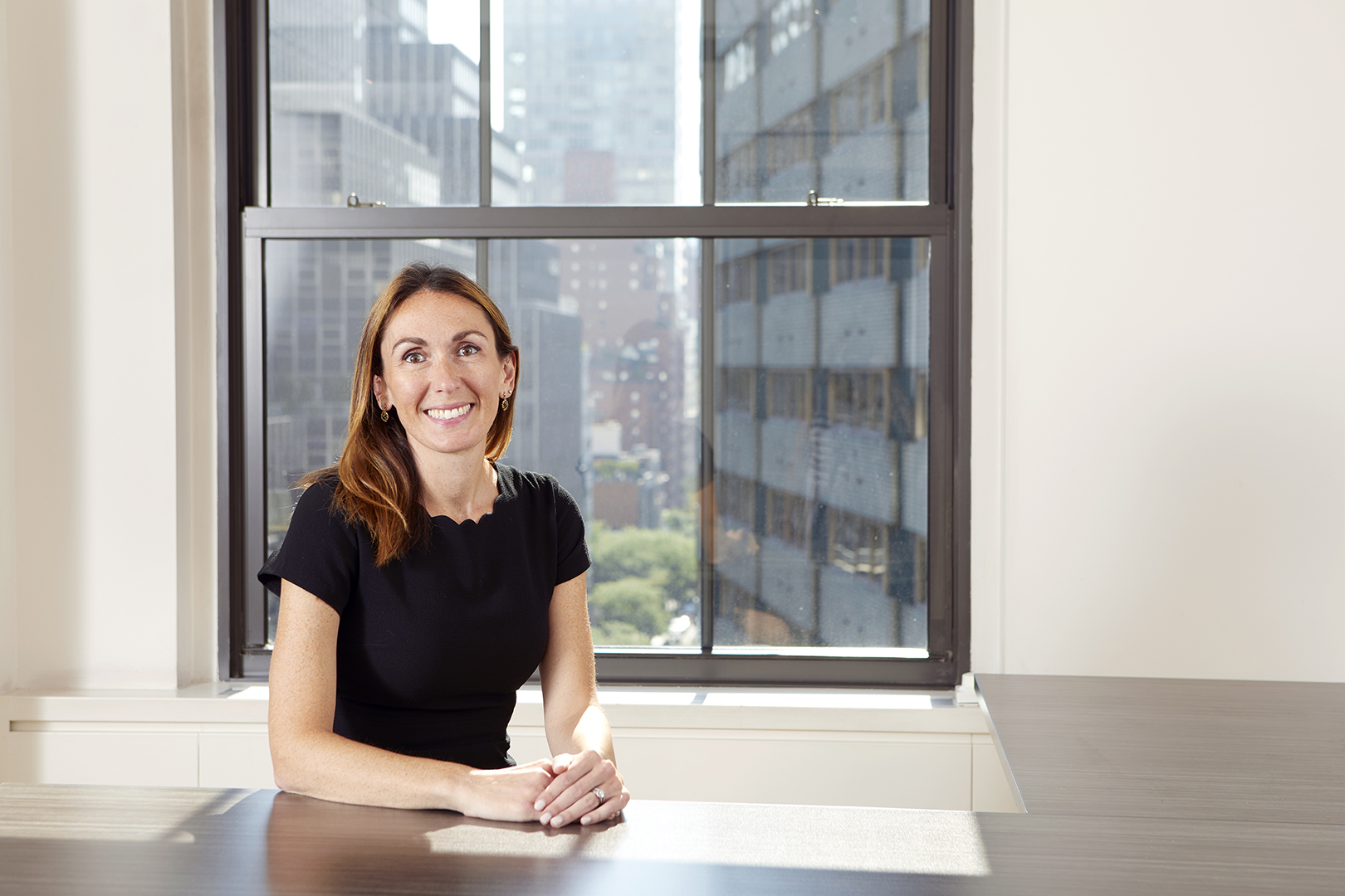 Laura Dowgin Half Body Large 1620X1080