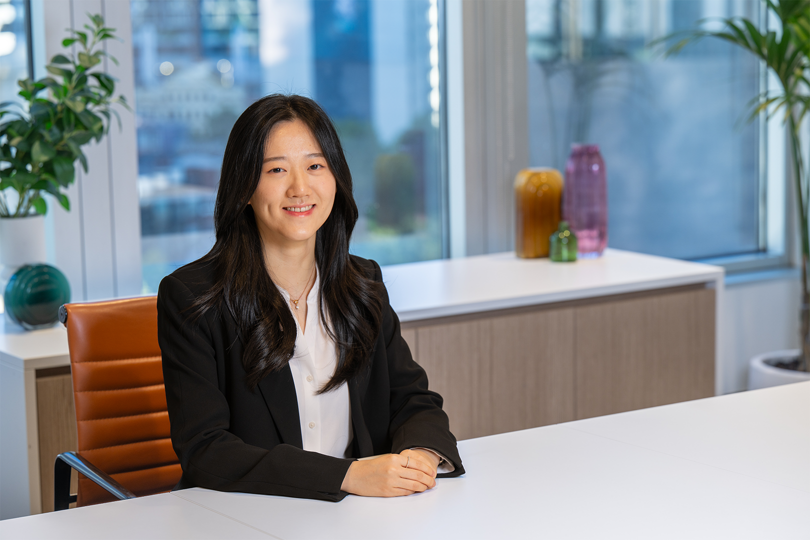 Rachel Kim Halfbody 1620 X 1080