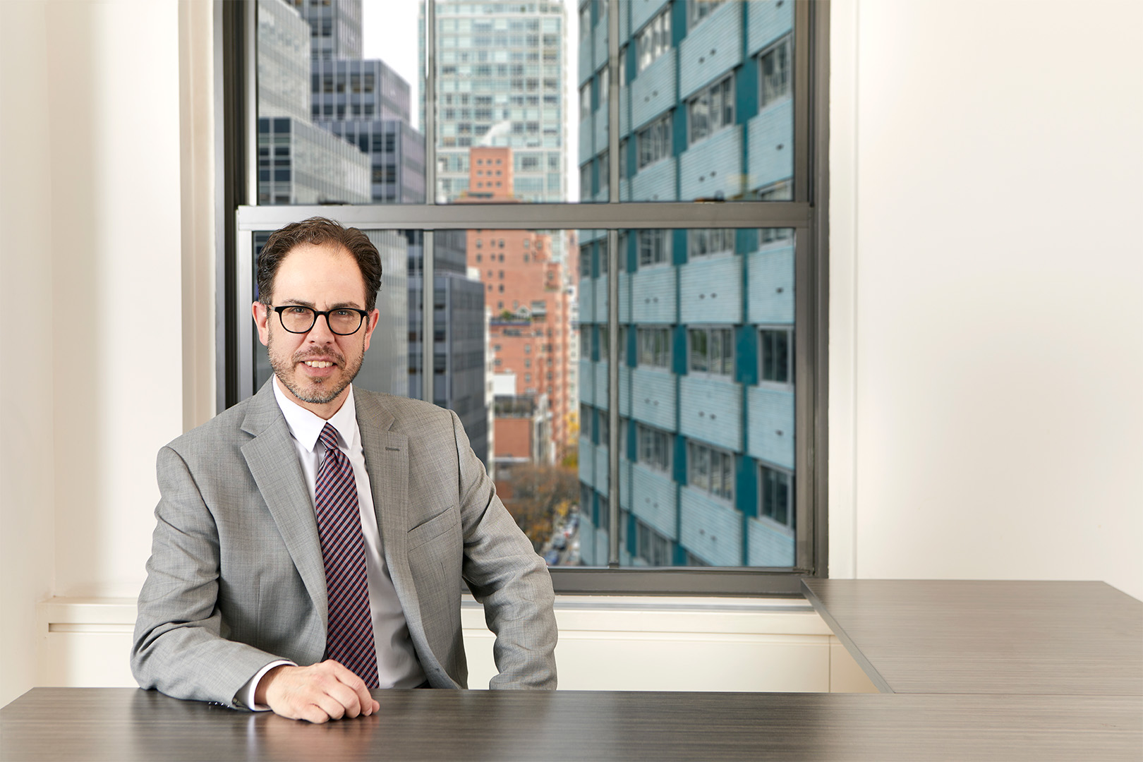 Ian Antonoff Halfbody 1620 X 1080