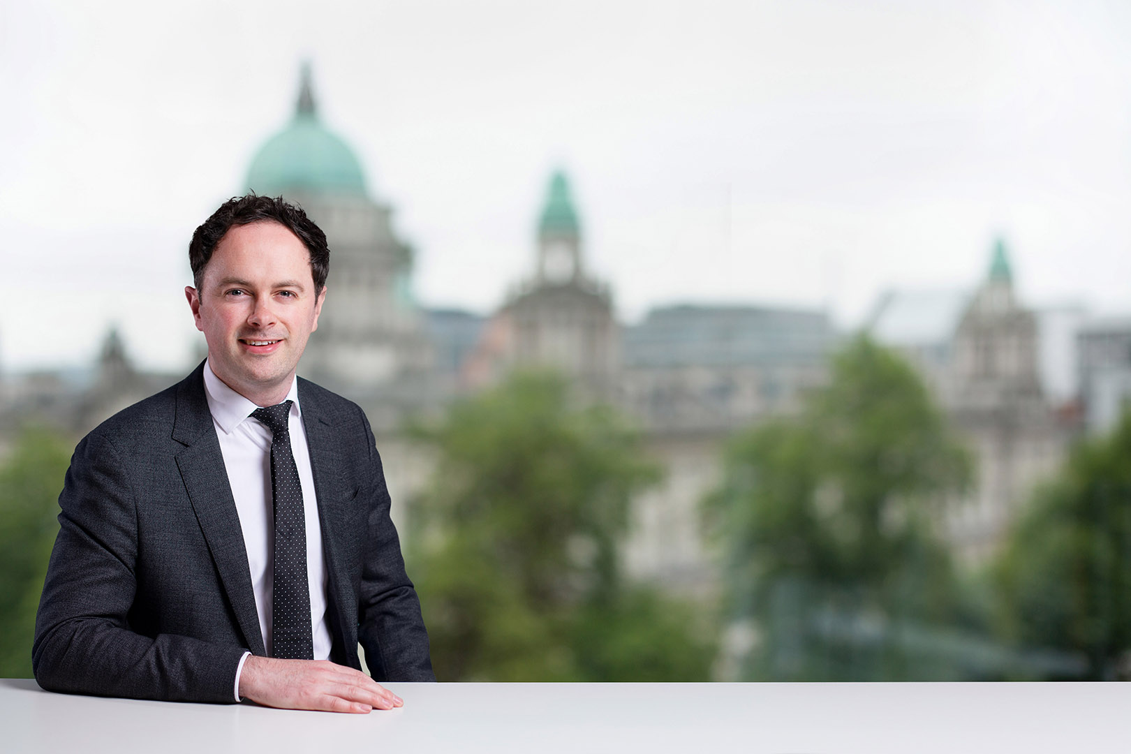 Darren Thompson Half Body Large 1620X1080